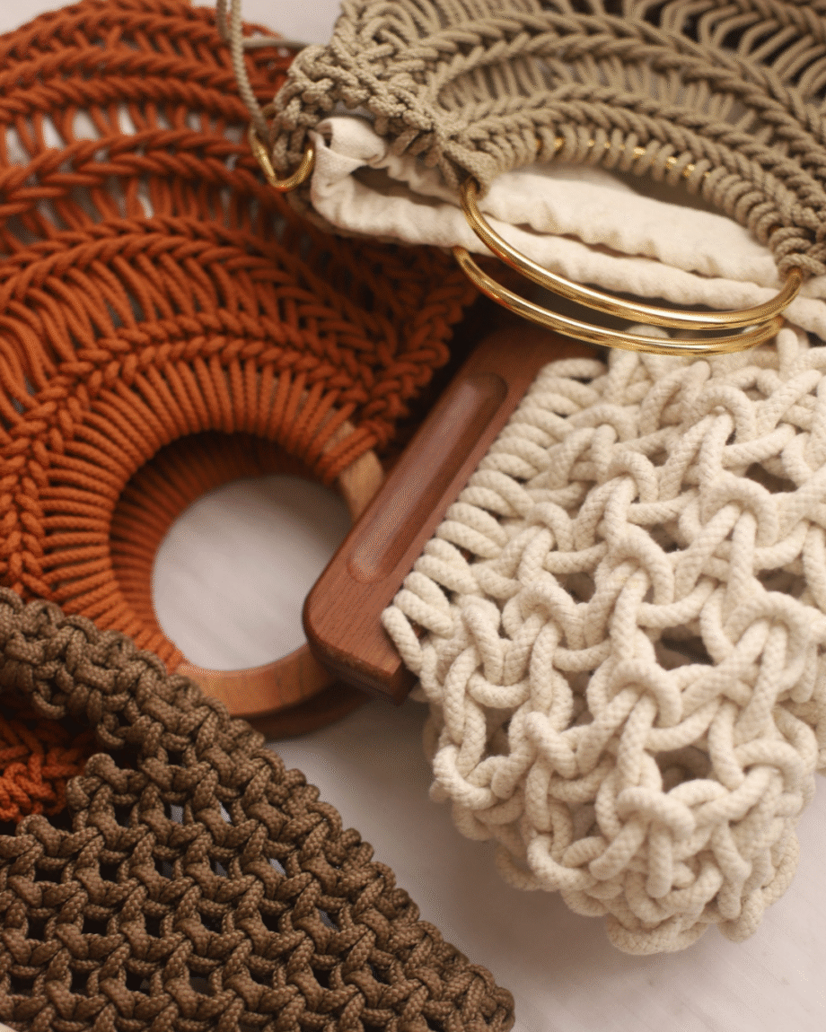 Curso Coleção Completa de Bolsas em Macramê IALAI - Por Laiz Alionço